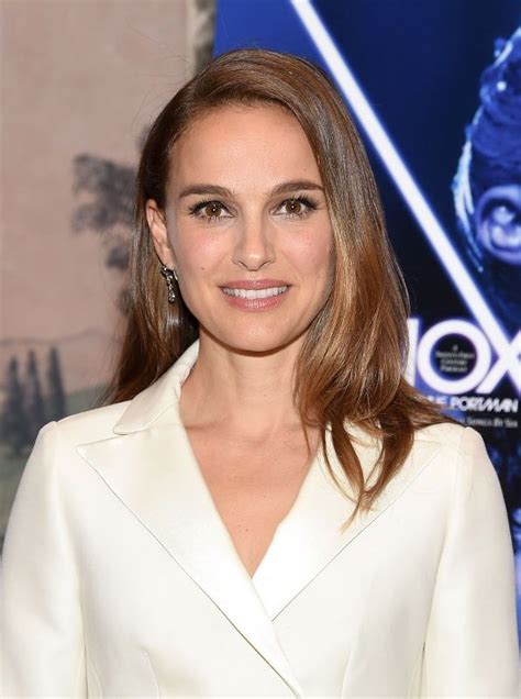 Natalie Portman Prefiere Los Tonos Nude Para Sus Labios HOLA