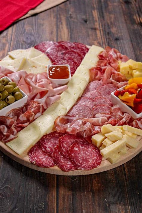 Tagliere Di Salumi E Formaggi Per Mille Occasioni Fatto In Casa Da