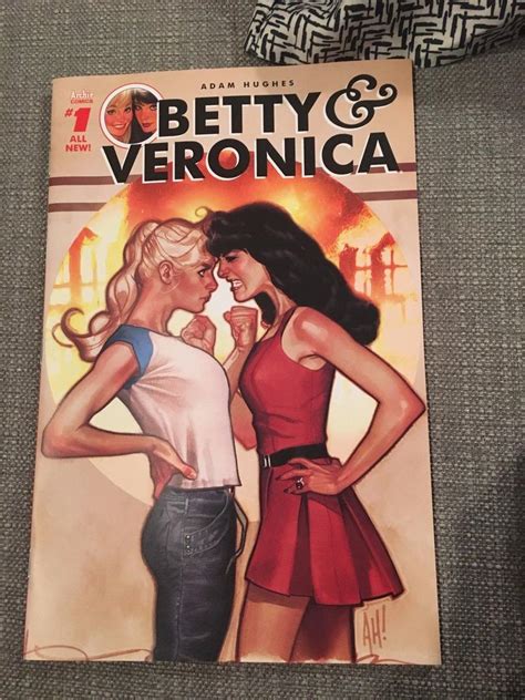 Archie Comics Betty And Veronica 1 By Adam Hughes Exclusive Nycc Variant Nm 1861023494