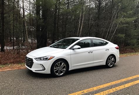 Mommy's Favorite Things: 2017 Hyundai Elantra Limited