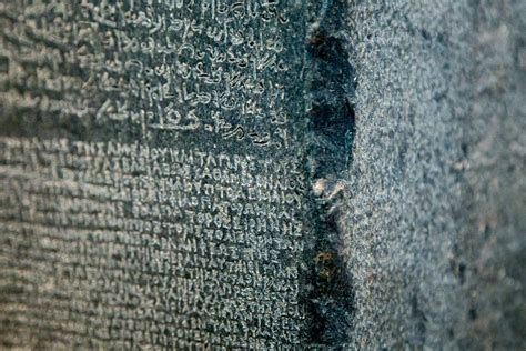 La clave del antiguo Egipto La Enigmática Piedra Rosetta Ancient Code