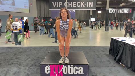 Exxxotica New Jersey Vlog Viva Athena Covid Couple And Bikini