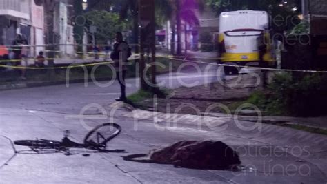 Ciclista muere arrollado por un camión en León