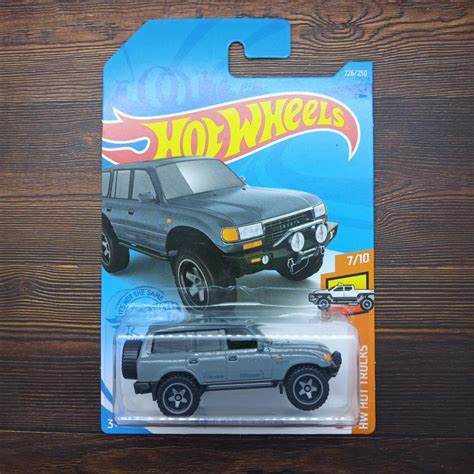 Jual HOT WHEELS TOYOTA LAND CRUISER 80 BUBBLE PECAH HOT TRUCKS HW LOT BARU Shopee Indonesia