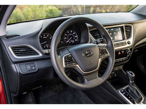 2022 Hyundai Accent: 85 Interior Photos | U.S. News