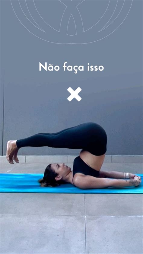 Confira o melhor jeito de praticar o Halasana Namastê Exercícios