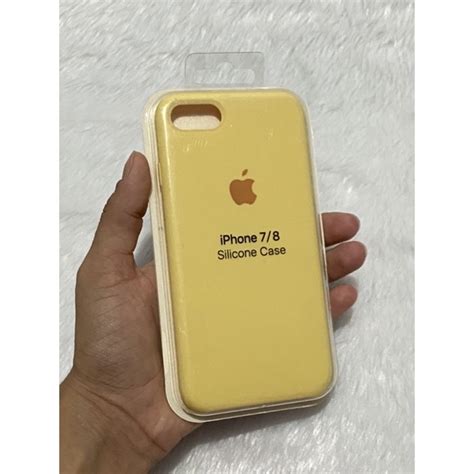 Case Iphone Se Amarela Capinha De Silicone Aveludada Por Dentro