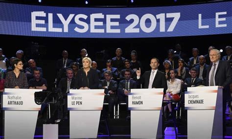 Macron Le Pen Clash On Europe In Tv French Election Debate The Epoch