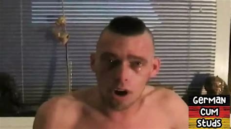 Maskierter Deutscher Hengst Ohne Gummi In Amateur Orgie Zu Hause Xhamster