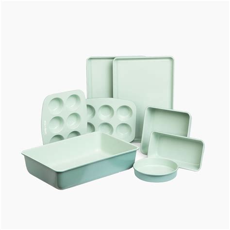 8-Piece Ceramic Bakeware Set – Larder and Vine