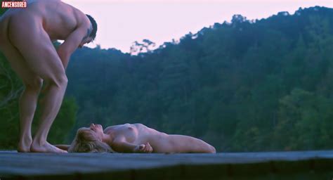 Snakes In The Water Nude Pics Page 1