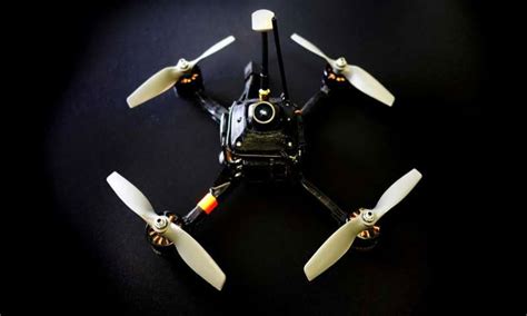 DRL RacerX Drone Pushes The Speed Limit