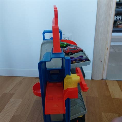 hot wheels garaža