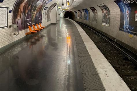 Ces Stations De M Tro Paris Sont Presque Des Stations Fant Mes