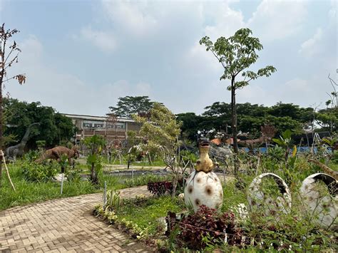 Papa Dino Bandung Rekomendasi Destinasi Wisata Keluarga Di Libur Akhir