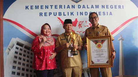 Pemdakab Bogor Kembali Raih Innovative Government Award Sebagai