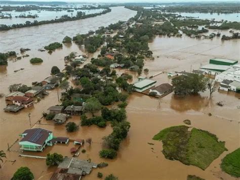 Inundaciones En El Sur De Brasil Diez Muertos Casas Arrastradas Y