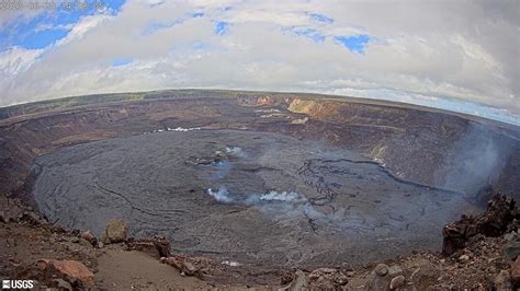 Hawaii volcano stops erupting, putting an end to stunning lava show