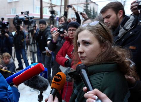 Pussy Riot Russland Ist Nach Dem Modell Einer Strafkolonie Aufgebaut