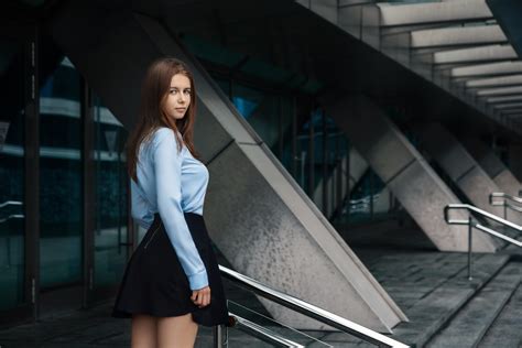 Wallpaper Model Brunette Looking At Viewer Skirt Shirt Pillar