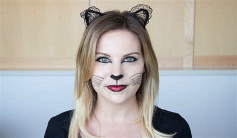 How to do Cat Face Makeup | Halloween Cat Face Makeup steps