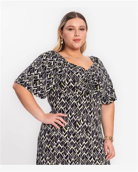 Riachuelo Vestido Midi Feminino Plus Size Secret Glam Preto