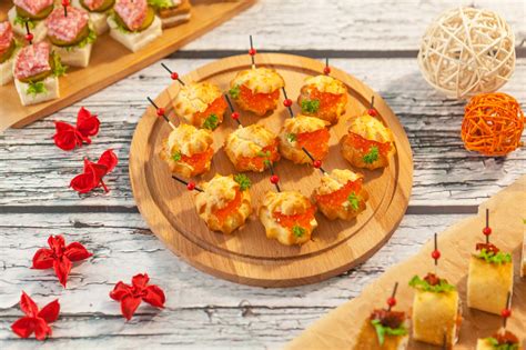 Профитроли, эклеры - Кейтеринг FingerFoodTime