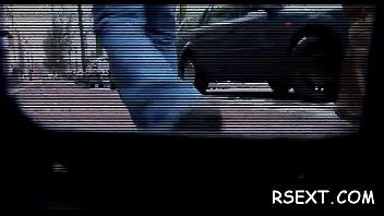 Superbe chérie se fait baiser hardcore à amsterdam XVIDEOS