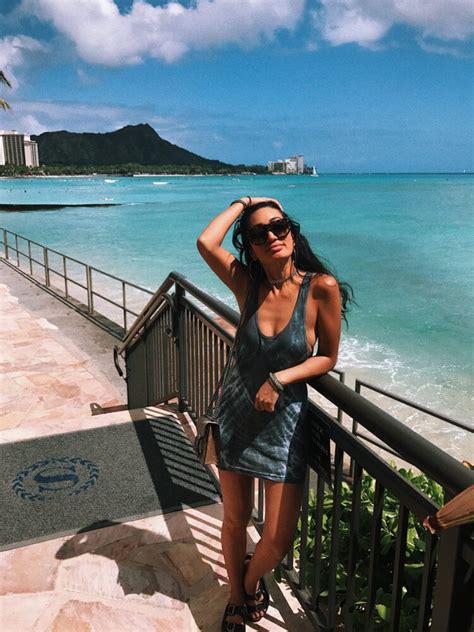 8 Hot Sexy Kiani Yamamoto Bikini Pics