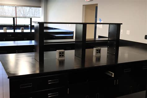 Cosmetics Lab | Longo Labs