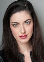 Голая Церковь Элли в Amazon Hot Box