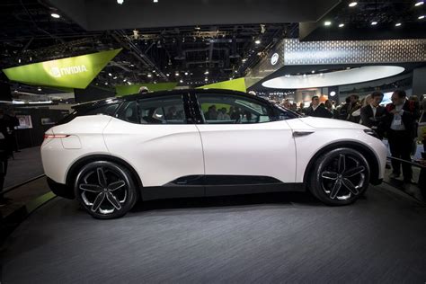 BMW Alums’ China Electric-Car Maker Seeks $400 Million - Bloomberg