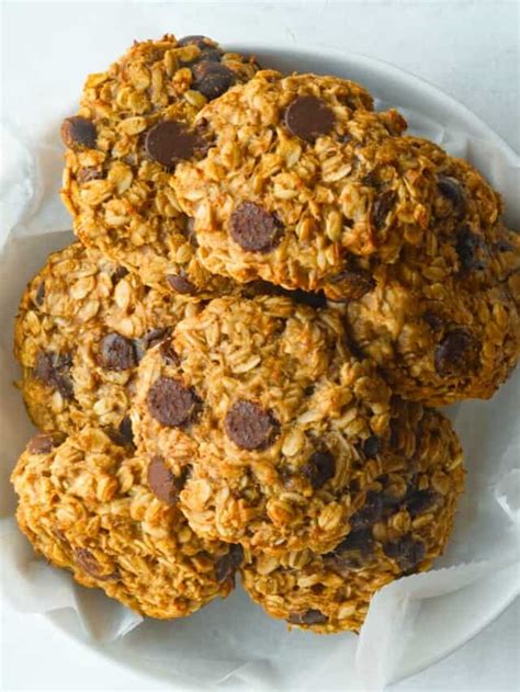 Easy Vegan Oatmeal Raisin Cookies 5 Ingredients Cooking For Peanuts