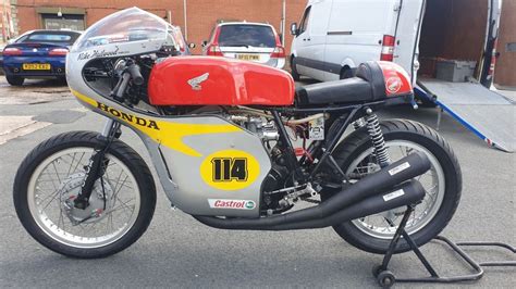 Honda Cb Rc Cc Mike Hailwood Replica