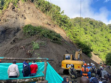 Derrumbe En La Vía Risaralda Chocó Asciende A 33 El Número De Víctimas