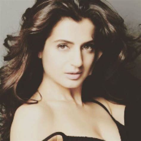 B Day Special Actress Ameesha Patel Never Seen Hot Picture