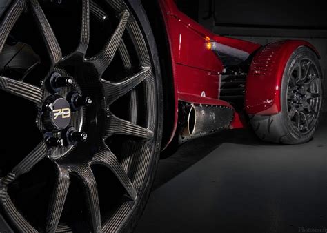 Donkervoort D GTO JD Bare Naked Carbon Edition