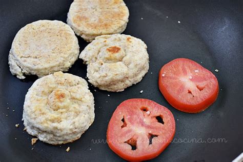 Bisquets Con Huevo Pochado Madeleine Cocina