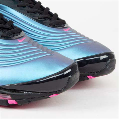 Nike Air Max Deluxe Throwback Future Black Laser Fuchsia Aj