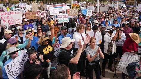 '50501 Movement' protest against Trump draws hundreds to AZ Capitol 