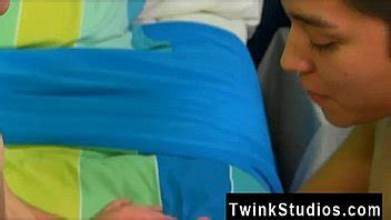 Gay Sex Cartoon Movie Juicy Brycen Russell Is Kicking Back On His Bed XNXX