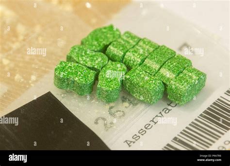 Ecstasy tablets hi-res stock photography and images - Alamy