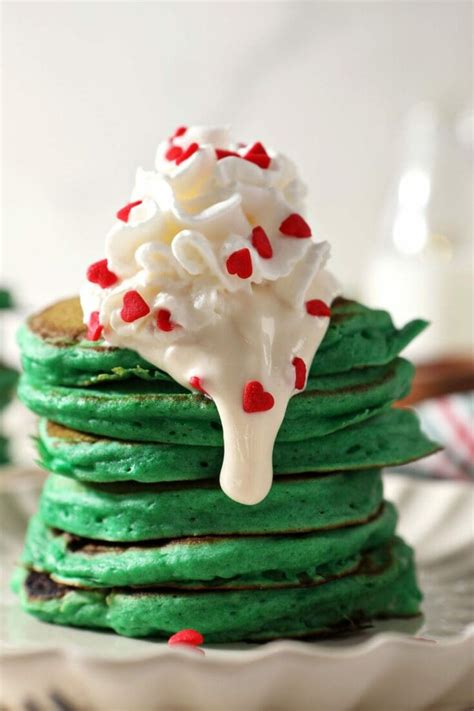 How To Make Festive Green Christmas Pancakes