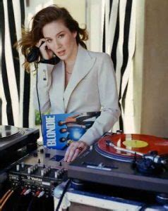 Hot Lynn Collins Photos Will Make You Feel Good ThBlog