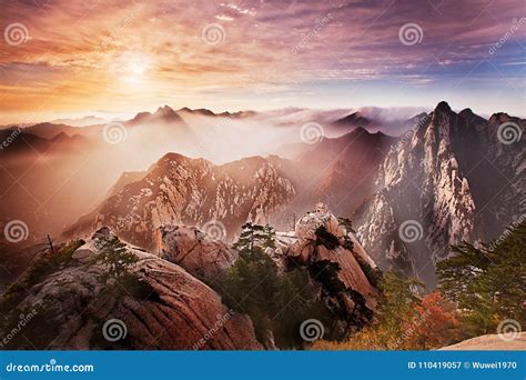 Huashan sunrise stock image. Image of scenery, autumn - 110419057