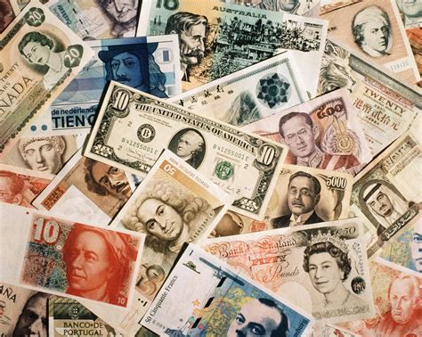 The History of Money - Who Invented Money? 