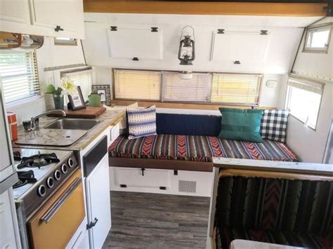 Cozy Camper Interior Ideas For Fantastic Holiday Decor It S In