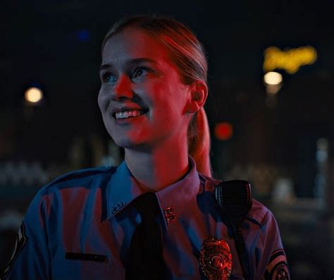 That Smileee Fnaf Movie Elizabeth Lail Fnaf