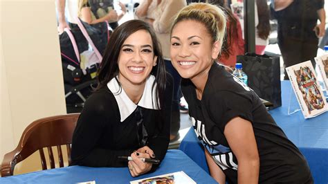 Wwe Ultimate Superstar Guide Book Signing Aj Lee Photo