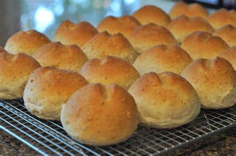 Mennonite Girls Can Cook Sandwich Buns Bakery Recipes Homemade Bread